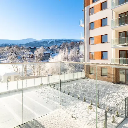 Sun & Snow, Panorama Karkonoszy * Karpacz